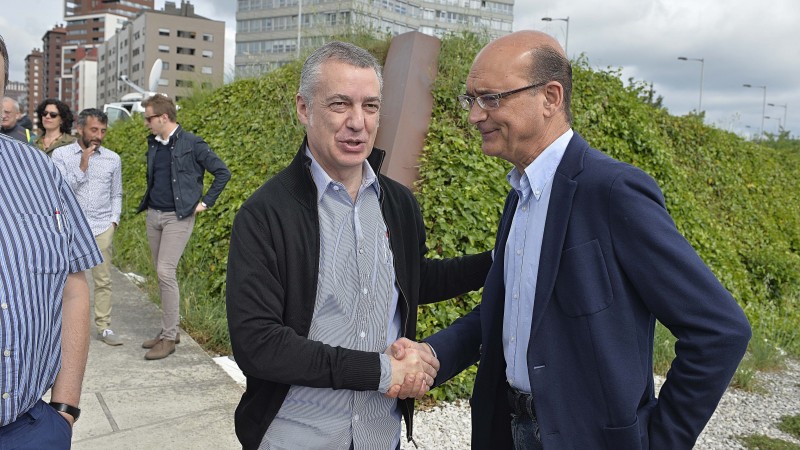 Medio Ambiente. Mikel Legarda y Almudena Otaola. (Salburua, Vitoria-Gasteiz)