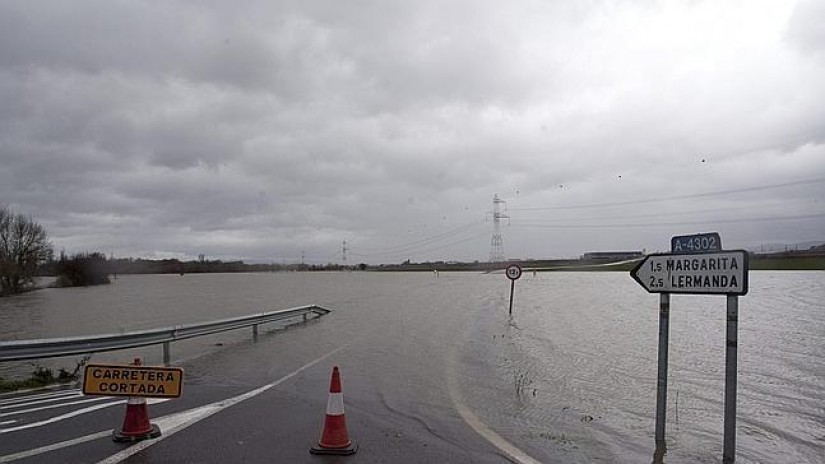 EL DIPUTADO FORAL DE AGRICULTURA ELUDE SU RESPONSABILIDAD Y NO PONE REMEDIO A LOS DAÑOS OCASIONADOS POR LAS INUNDACIONES