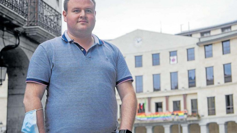 Entrevista al alcalde de Laudio, Ander Añibarro, publicada ayer en Diario de Noticias de Álava.