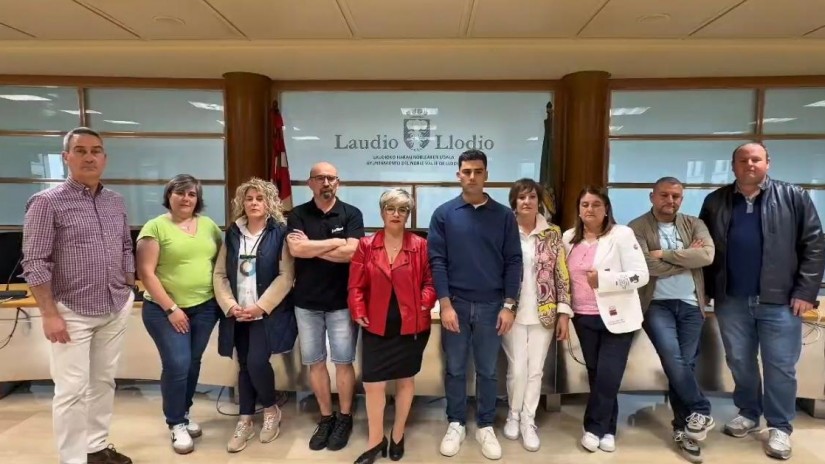 EAJ-PNV, OMNIA y PSE-EE denuncian en bloque la “parálisis” del Gobierno de EH-Bildu tras un pleno de abril vacío de contenido en Laudio